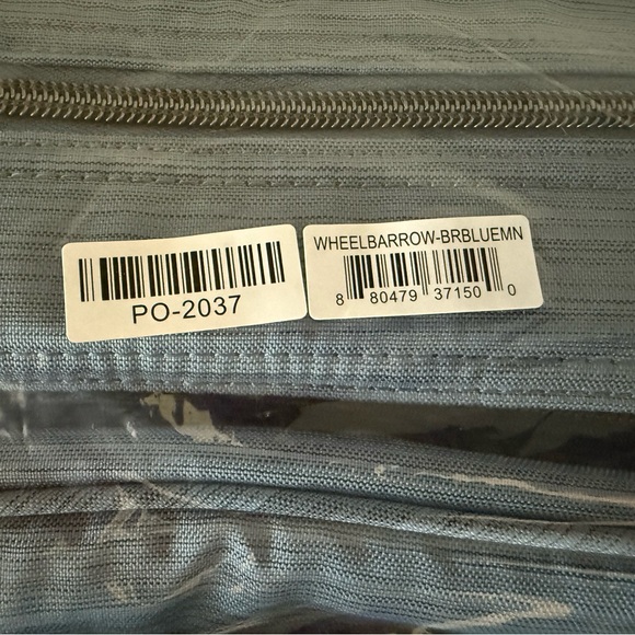 Lug Wheelbarrow - Picture 2 of 2